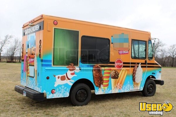 2004 Mt45 Step Van Ice Cream Truck Ice Cream Truck Concession Window Texas Diesel Engine for Sale