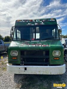 2004 Mt45 Step Van Kitchen Food Truck All-purpose Food Truck Cabinets Ohio Diesel Engine for Sale