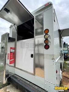2004 Mt45 Step Van Kitchen Food Truck All-purpose Food Truck Diamond Plated Aluminum Flooring Virginia for Sale
