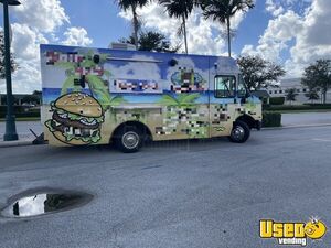 2004 Mt45 Step Van Kitchen Food Truck All-purpose Food Truck Florida Diesel Engine for Sale