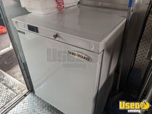 2004 Mt45 Step Van Kitchen Food Truck All-purpose Food Truck Generator North Carolina Diesel Engine for Sale
