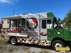 2004 Mt45 Step Van Kitchen Food Truck All-purpose Food Truck Ohio Diesel Engine for Sale