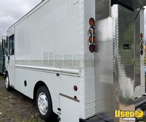 2004 Mt45 Step Van Kitchen Food Truck All-purpose Food Truck Stainless Steel Wall Covers Virginia for Sale