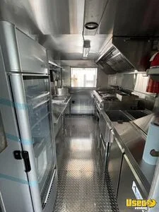 2004 Mt45 Step Van Kitchen Food Truck New Build Food Truck Fryer Virginia for Sale