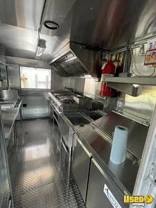 2004 Mt45 Step Van Kitchen Food Truck New Build Food Truck Grease Trap Virginia for Sale