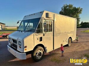 2004 Freightliner MT45 Diesel Step Van | Truck for Mobile Business for Sale in South Dakota!