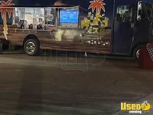 2004 Mwv All-purpose Food Truck Stainless Steel Wall Covers Texas Diesel Engine for Sale