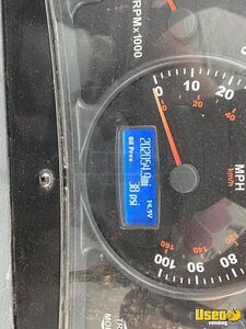 2004 P30 Utilimaster Mobile Hair Salon Truck Mobile Hair Salon Truck Gray Water Tank Washington Gas Engine for Sale