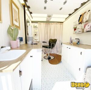 2004 P30 Utilimaster Mobile Hair Salon Truck Mobile Hair Salon Truck Interior Lighting Washington Gas Engine for Sale