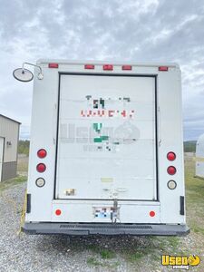 2004 P30 Utilimaster Mobile Hair Salon Truck Mobile Hair Salon Truck Shore Power Cord Washington Gas Engine for Sale