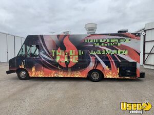 2004 P30 Workhorse All-purpose Food Truck Air Conditioning Texas for Sale
