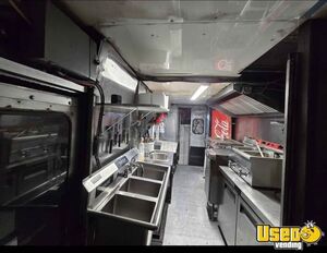 2004 P40 All-purpose Food Truck Exterior Customer Counter New York Diesel Engine for Sale