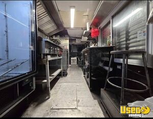 2004 P40 All-purpose Food Truck Reach-in Upright Cooler New York Diesel Engine for Sale