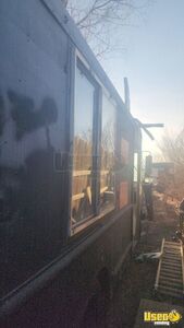2004 P42 All-purpose Food Truck Diamond Plated Aluminum Flooring Colorado Diesel Engine for Sale