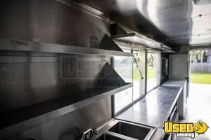 2004 P42 All-purpose Food Truck Prep Station Cooler Mississippi Gas Engine for Sale