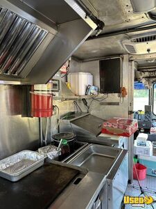 2004 P42 All-purpose Food Truck Stainless Steel Wall Covers Louisiana Diesel Engine for Sale