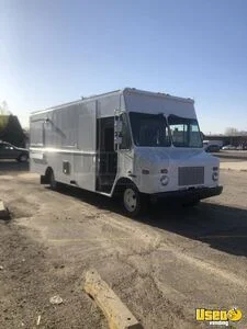 2004 Workhorse P42 All-Purpose Food Truck with Fire Suppression System for Sale in Utah!