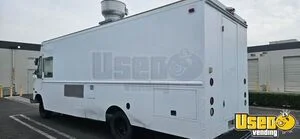 2004 P42 Catering Food Truck Air Conditioning California Diesel Engine for Sale