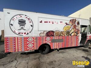 2004 P42 Catering Food Truck California Diesel Engine for Sale