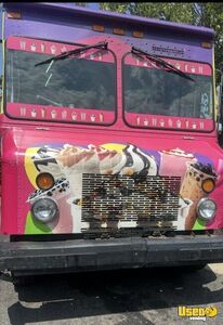 2004 P42 Ice Cream Truck Diamond Plated Aluminum Flooring Virginia Diesel Engine for Sale