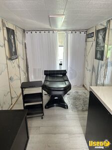 2004 P42 Mobile Beauty Spa Truck Mobile Hair & Nail Salon Truck Cabinets Indiana Diesel Engine for Sale