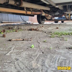 2004 P42 Step Van All-purpose Food Truck 27 Texas Gas Engine for Sale