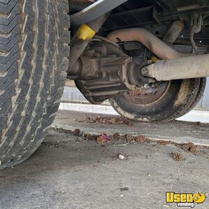 2004 P42 Step Van All-purpose Food Truck 28 Texas Gas Engine for Sale