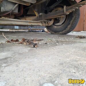 2004 P42 Step Van All-purpose Food Truck 31 Texas Gas Engine for Sale