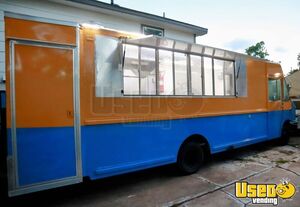 2004 P42 Step Van All-purpose Food Truck Concession Window Texas Gas Engine for Sale