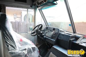 2004 P42 Step Van All-purpose Food Truck Electrical Outlets Texas Gas Engine for Sale