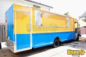 2004 P42 Step Van All-purpose Food Truck Reach-in Upright Cooler Texas Gas Engine for Sale