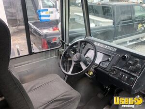 2004 P42 Stepvan Kitchen Food Truck All-purpose Food Truck Chargrill Virginia Diesel Engine for Sale