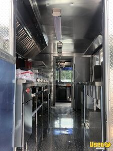 2004 P42 Stepvan Kitchen Food Truck All-purpose Food Truck Fryer Virginia Diesel Engine for Sale