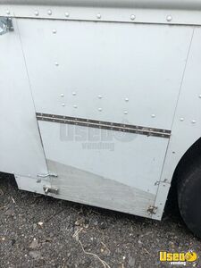 2004 P42 Stepvan Kitchen Food Truck All-purpose Food Truck Prep Station Cooler Virginia Diesel Engine for Sale