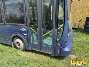 2004 Shuttle Bus Coach Bus 2 Utah for Sale