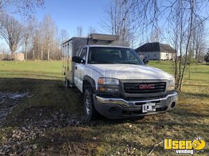 2004 Sierra Lunch Serving Food Truck Lunch Serving Food Truck Concession Window Ontario Gas Engine for Sale
