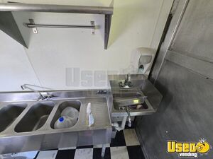 2004 Step Van All-purpose Food Truck Generator Delaware Gas Engine for Sale