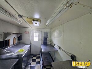 2004 Step Van All-purpose Food Truck Insulated Walls Delaware Gas Engine for Sale