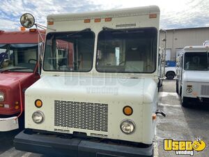 2004 Step Van All-purpose Food Truck Insulated Walls Maryland Diesel Engine for Sale