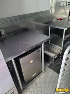 2004 Step Van Kitchen Food Truck All-purpose Food Truck Awning Wisconsin Diesel Engine for Sale