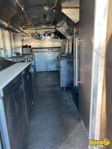 2004 Step Van Kitchen Food Truck All-purpose Food Truck Diamond Plated Aluminum Flooring Texas for Sale