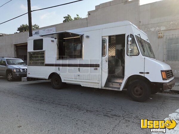 2004 Step Van Kitchen Food Truck All-purpose Food Truck Pennsylvania Gas Engine for Sale