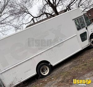 2004 Freightliner Step Van | Truck for Mobile Business for Sale in Illinois!