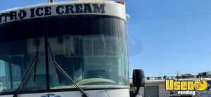 2004 Trail Lite Ice Cream Bus Truck Ice Cream Truck Anti-lock Brakes California Gas Engine for Sale