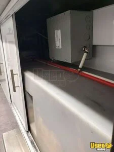 2004 Utilimaster Ice Cream Truck 32 Alberta Gas Engine for Sale