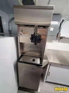 2004 Utilimaster Ice Cream Truck Custom Wheels Alberta Gas Engine for Sale
