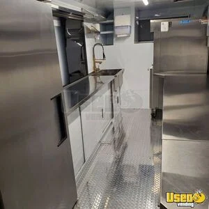 2004 Utilimaster Ice Cream Truck Exterior Lighting Alberta Gas Engine for Sale