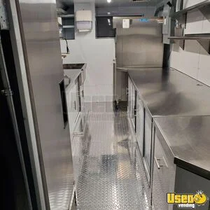 2004 Utilimaster Ice Cream Truck Fire Extinguisher Alberta Gas Engine for Sale