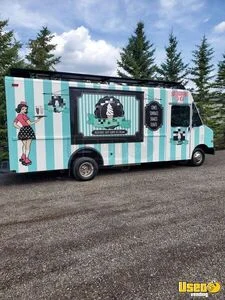 2004 Utilimaster Ice Cream Truck Insulated Walls Alberta Gas Engine for Sale