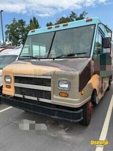 2004 Workhorse All-purpose Food Truck Concession Window North Carolina Gas Engine for Sale